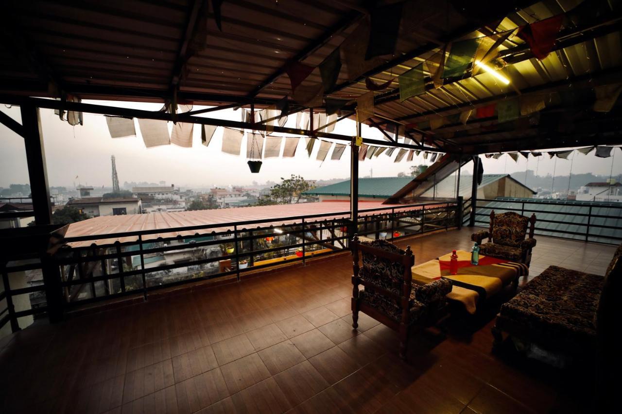 The Location, A Penthouse Hotel Dehradun Exterior photo